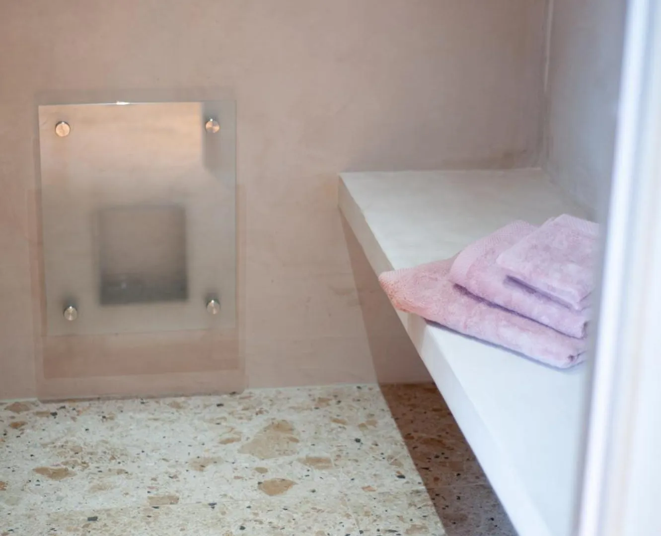 B'Guest Sleep & Retreat Bed & Breakfast Bruges