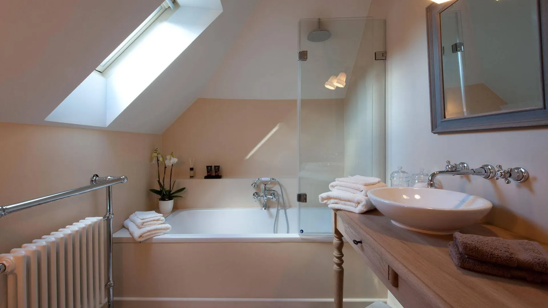 B'Guest Sleep & Retreat Bed & Breakfast Bruges